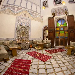 riad-taj.hotelfesmorocco.com/